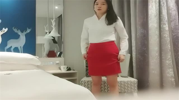 利哥探花 170CM极品长腿女神骚穴爆操 内射颜射双高潮海报剧照